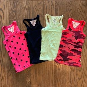 T2 Love tanks. Set of 4. Size 4. Super soft!